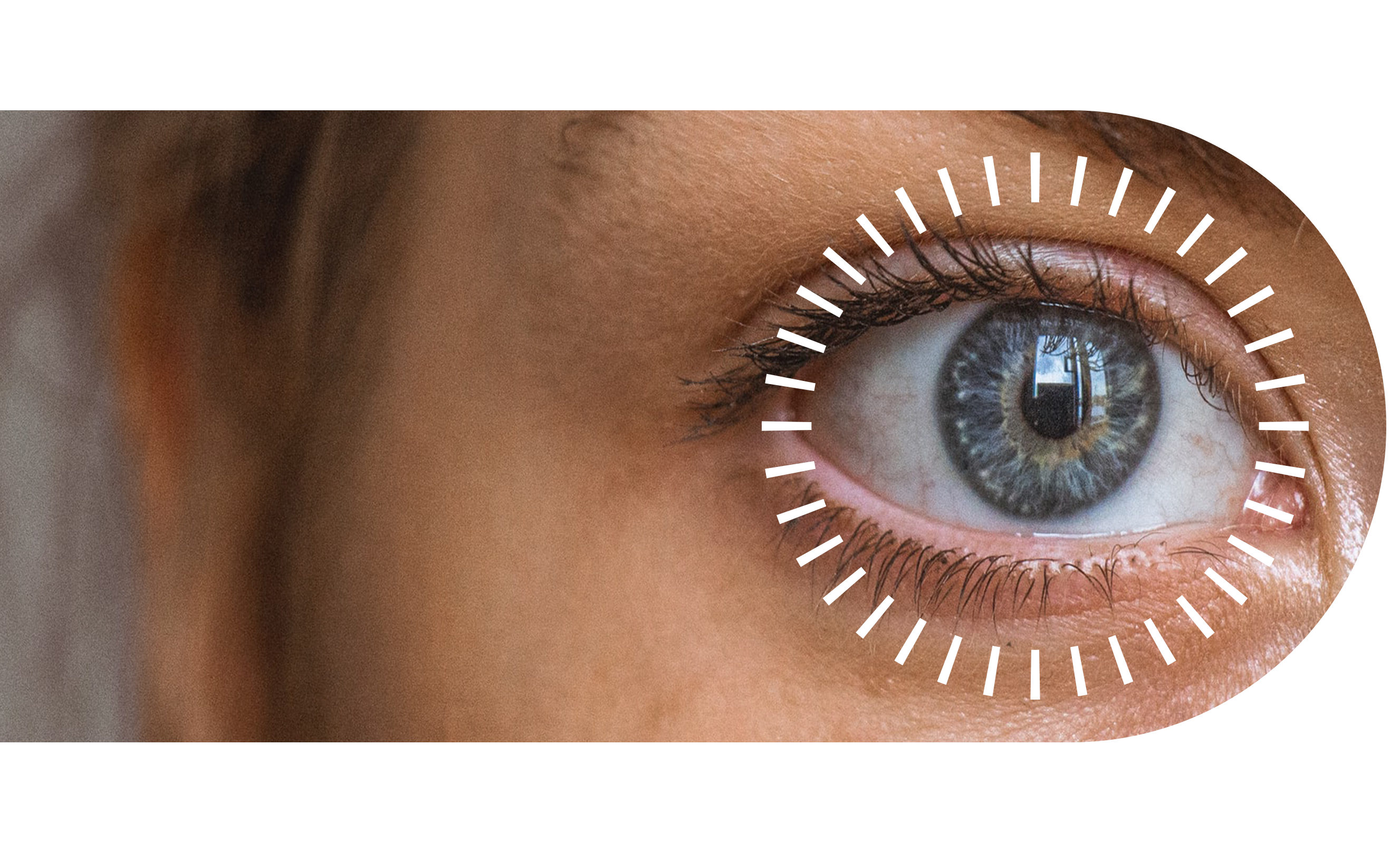 Close up of a woman's eye under the ORA System AnalyzOR Technology