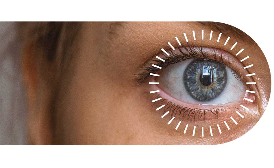 Close up of a woman's eye under the ORA System AnalyzOR Technology