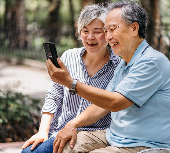 a picture of an elderly couple